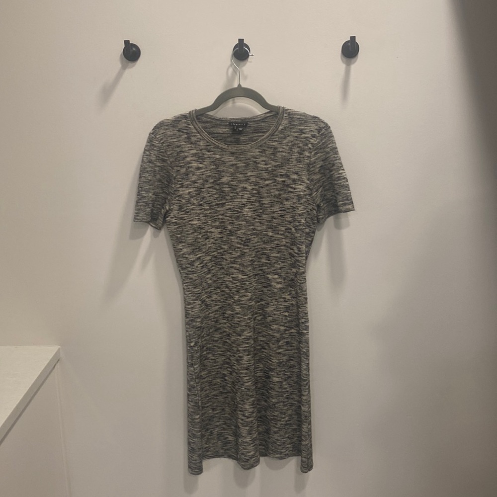 Theory size medium short sleeve dress. Black, white and gray.